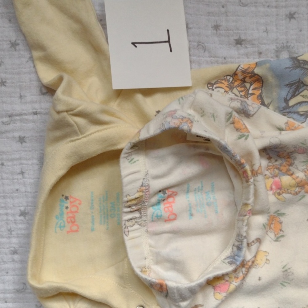0-3 Month Set Bundle - Picture 4 of 11